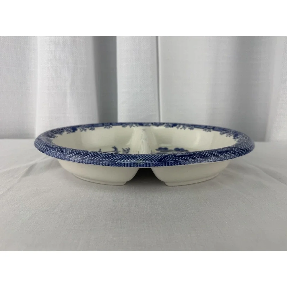Vintage Churchill Blue Willow Oval Divided Vegetable Dish England 9 7/8